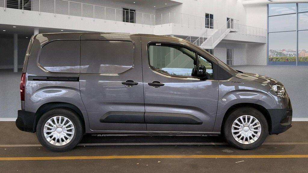 Used Toyota ProAce 2022 for sale - 76667196: Photo 48