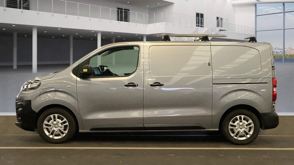 Used Vauxhall Vivaro 2021 for sale - 77853463: Photo 3