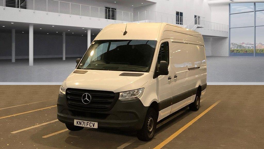 Used Mercedes-Benz Sprinter 2021 for sale - 76377658: Photo 2