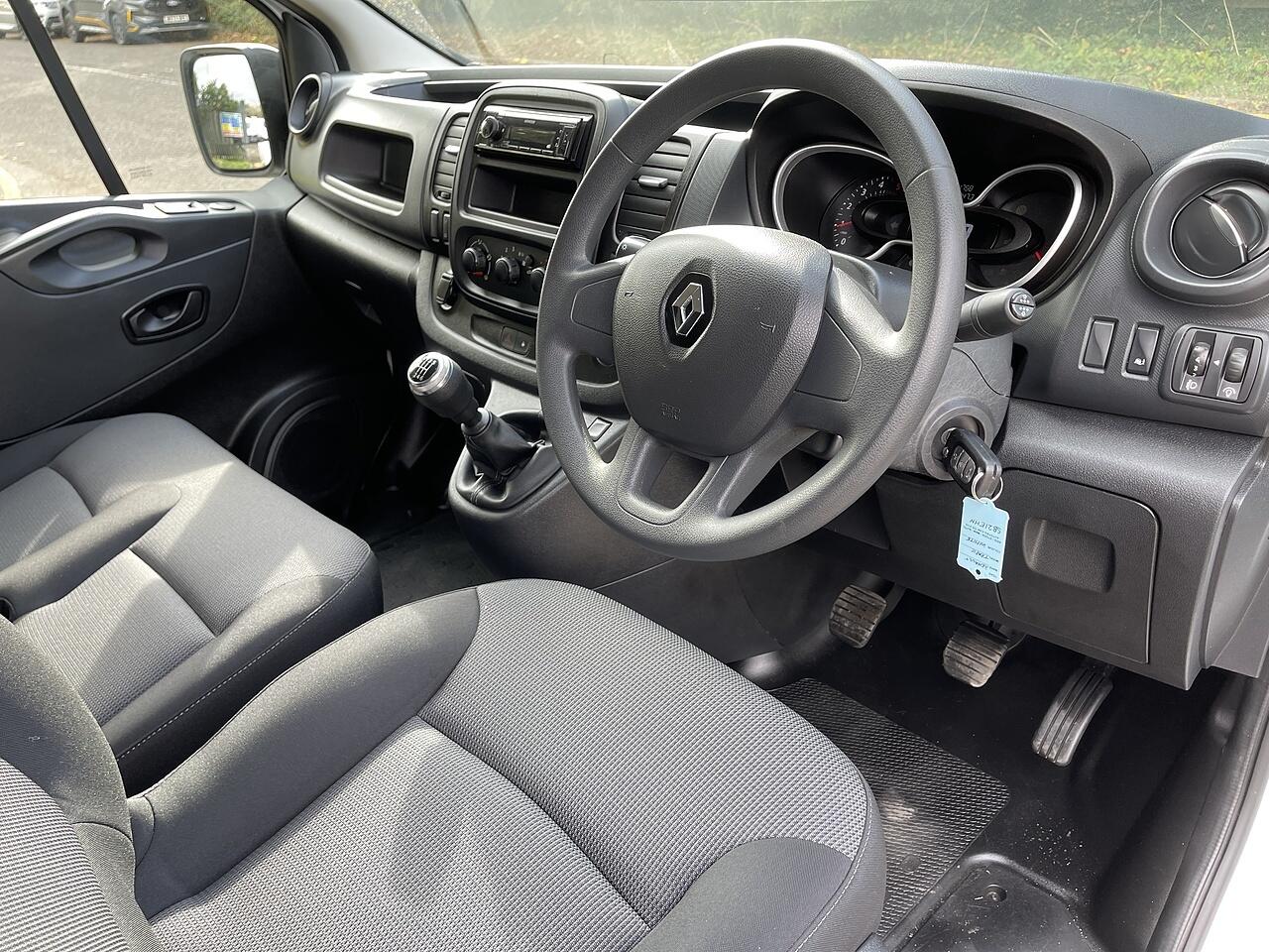 Used Renault Trafic 2021 for sale - 76898282: Photo 17