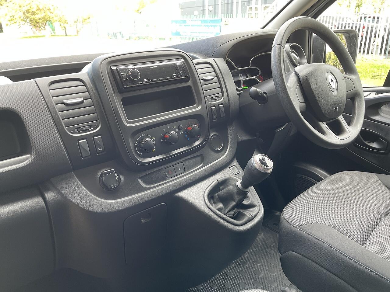 Used Renault Trafic 2021 for sale - 76898282: Photo 21