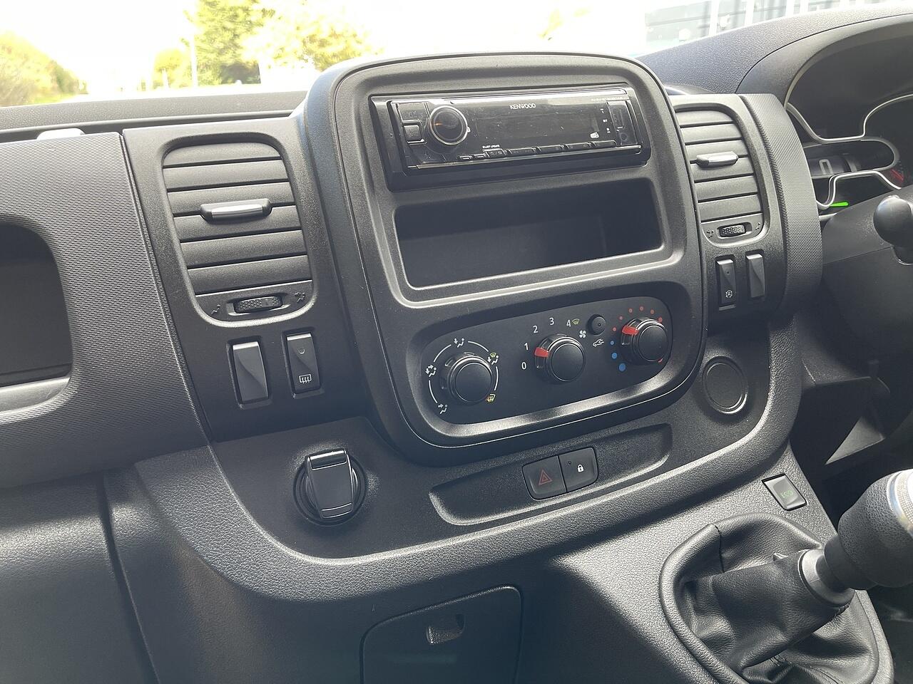 Used Renault Trafic 2021 for sale - 76898282: Photo 23