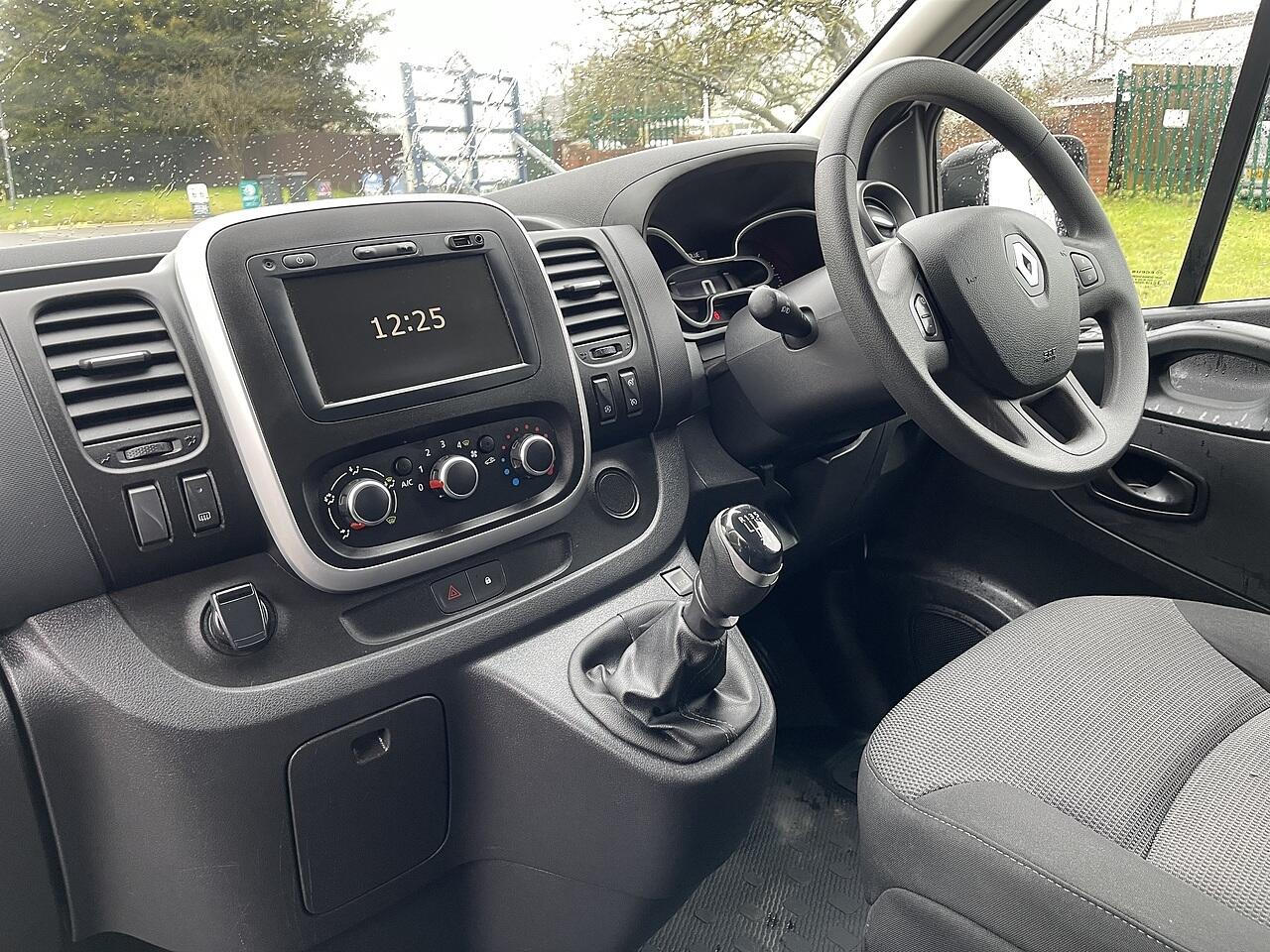 Used Renault Trafic 2020 for sale - 76936429: Photo 23