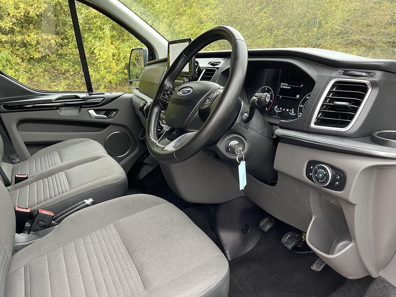 Used Ford Tourneo Custom 2022 for sale - 76349431: Photo 14