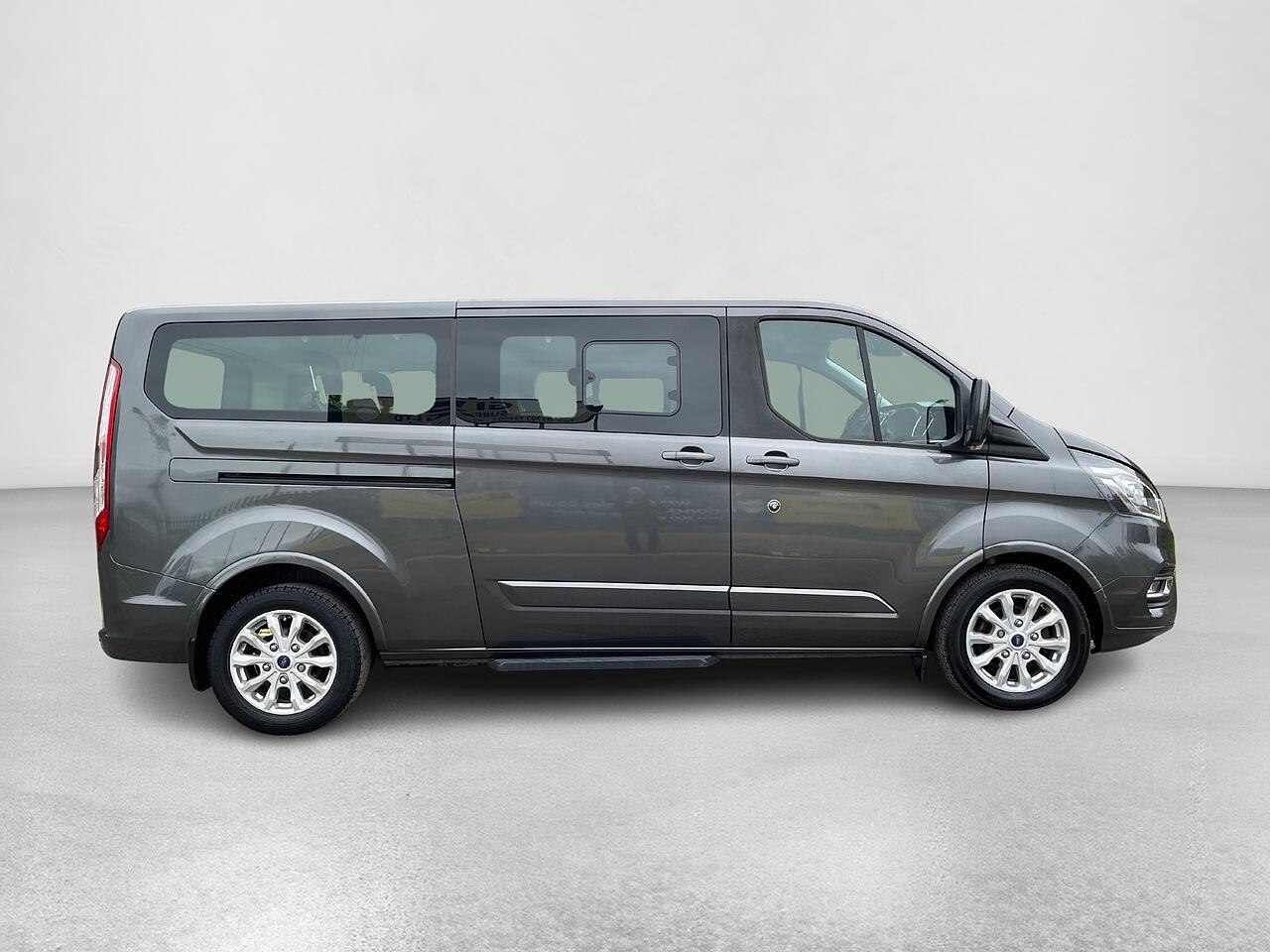 Used Ford Tourneo Custom 2022 for sale - 76349431: Photo 4