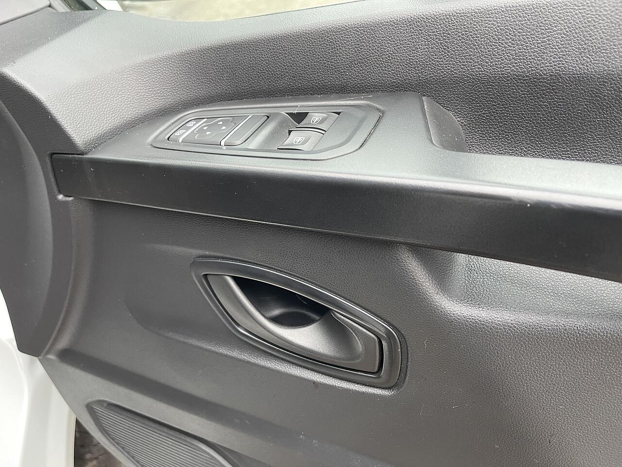 Used Renault Trafic 2022 for sale - 76942446: Photo 32