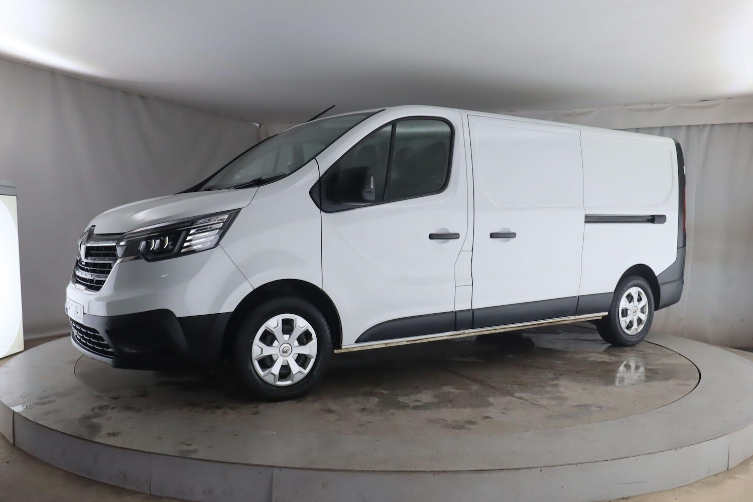 Used Renault Trafic 2022 for sale - 76942446: Photo 6