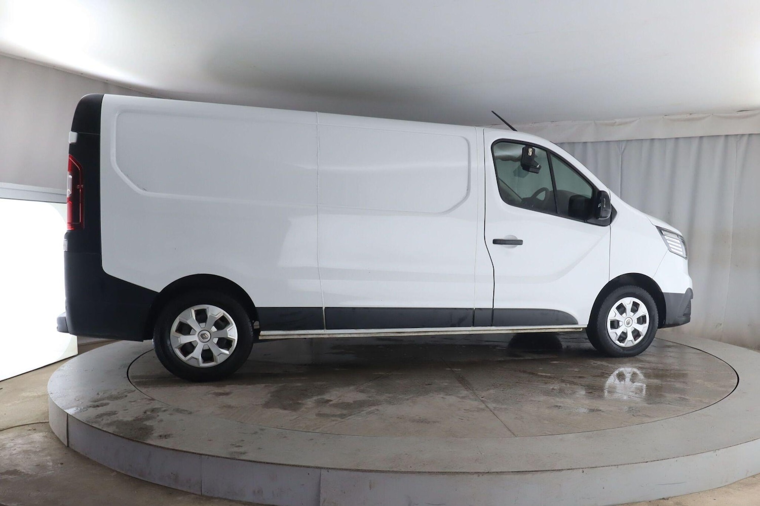 Used Renault Trafic 2022 for sale - 76942446: Photo 9