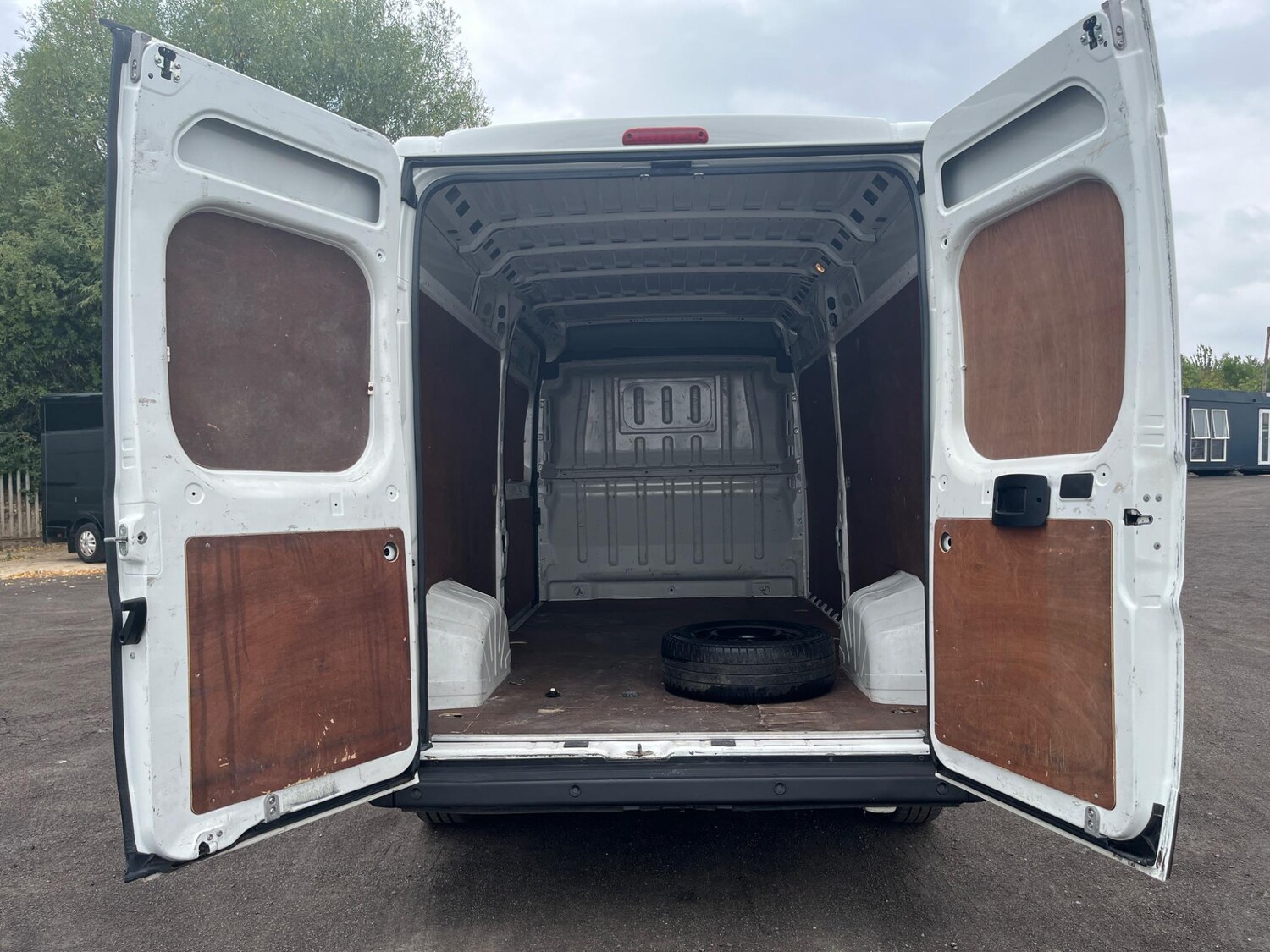 Vehicle 21