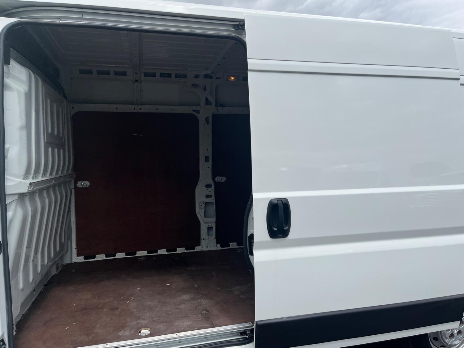 Vehicle 28