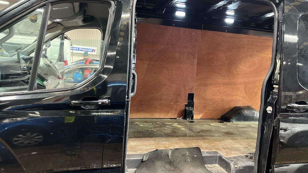 Used Maxus Deliver 9 2021 for sale - 77468500: Photo 17