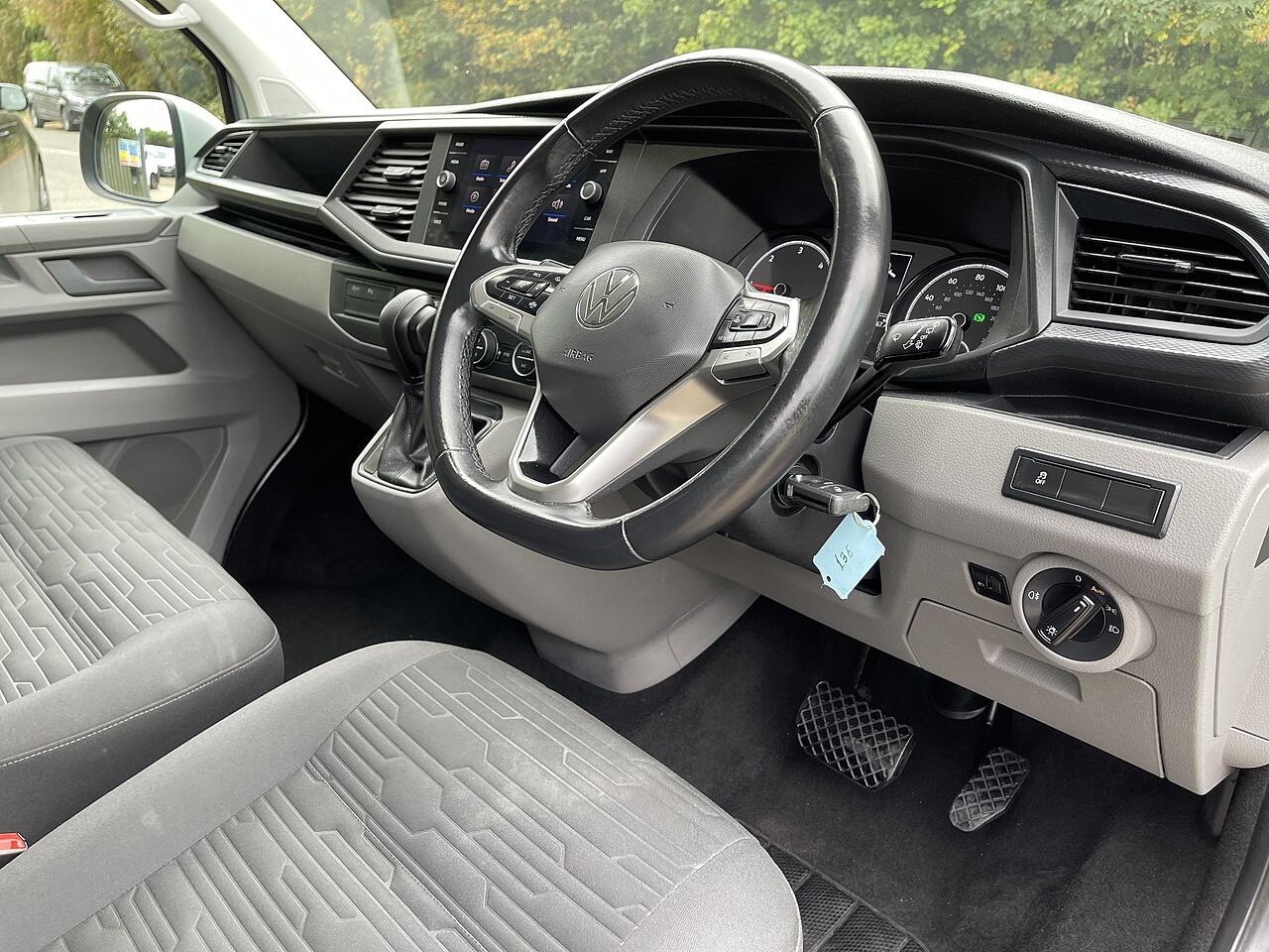 Used Volkswagen Transporter Shuttle 2022 for sale - 76072015: Photo 16