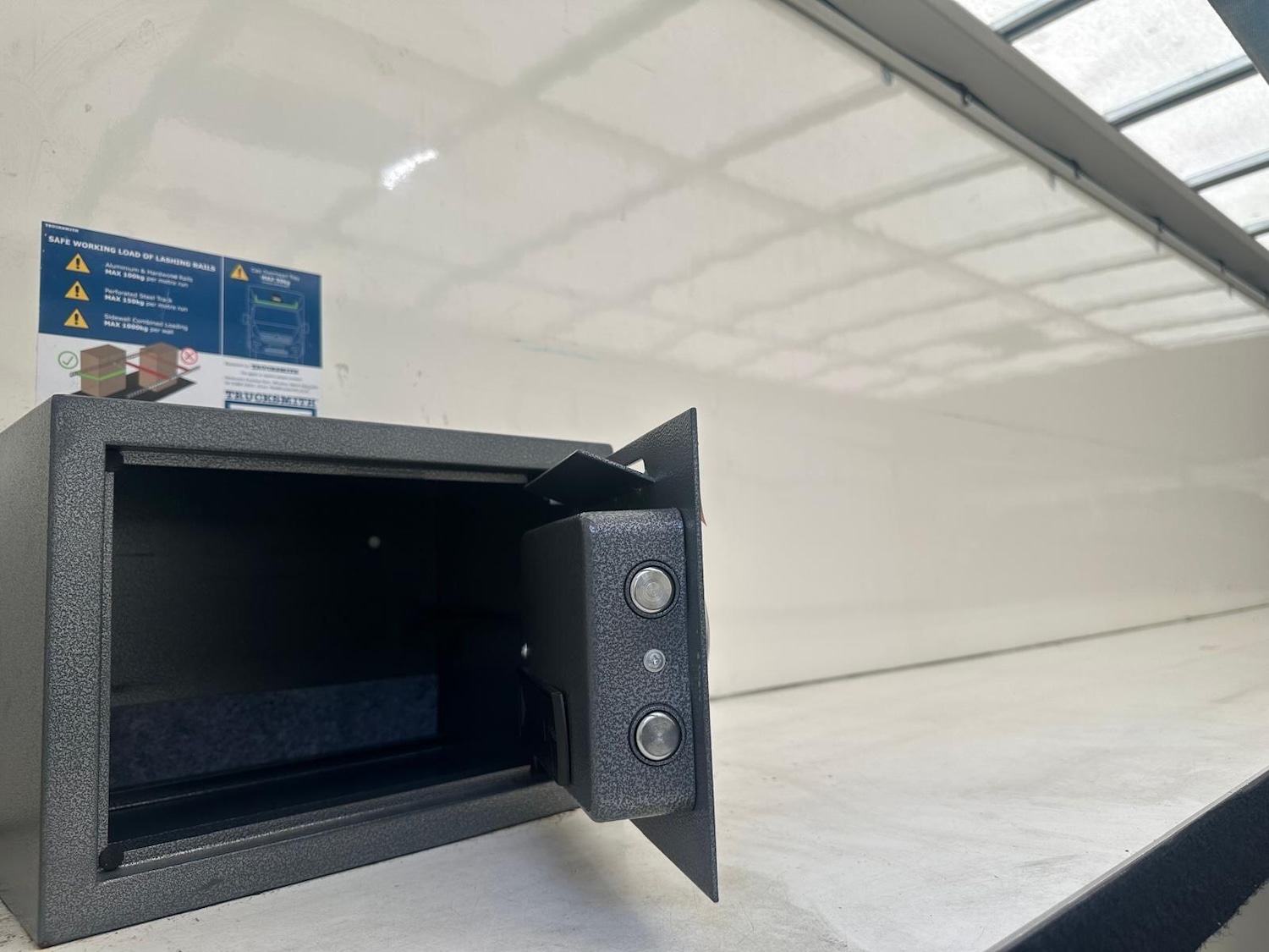 Used Renault Master 2023 for sale - 75782047: Photo 50