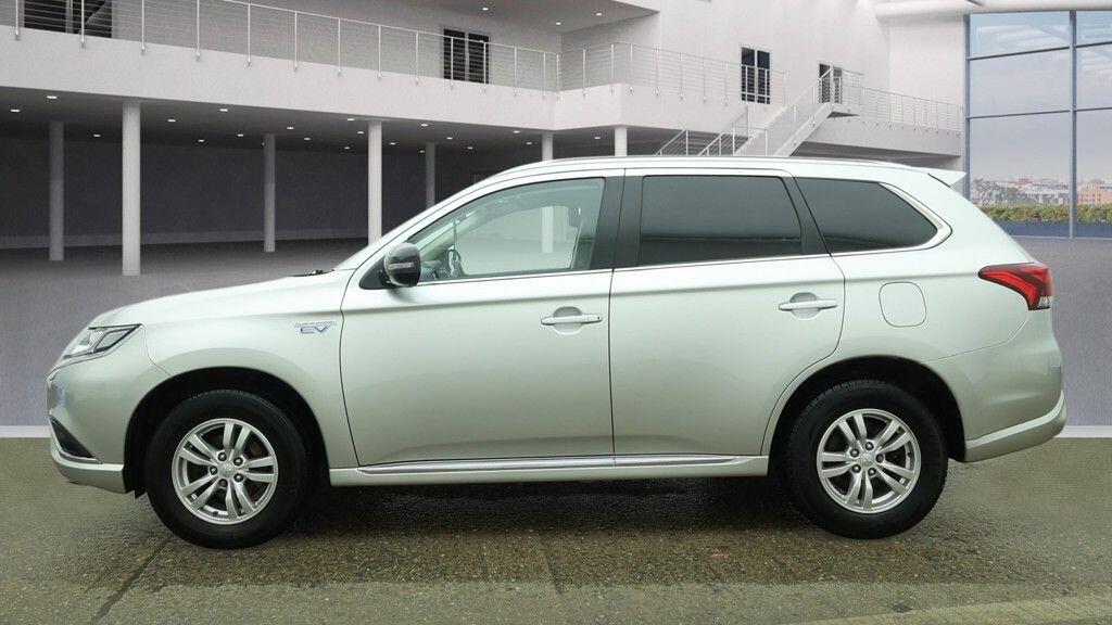 Used Mitsubishi Outlander 2021 for sale - 77853332: Photo 7