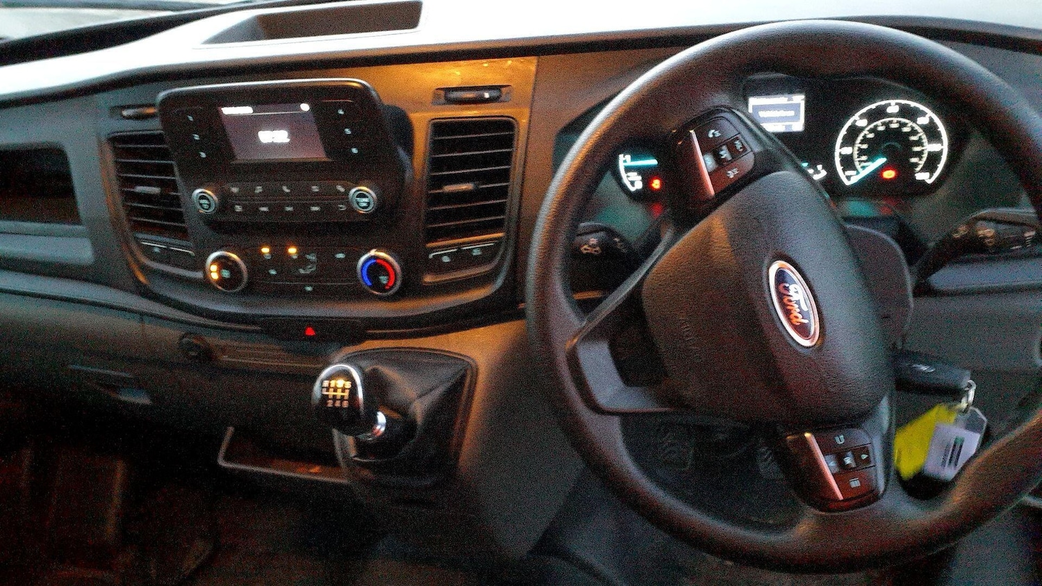 Used Ford Transit 2023 for sale - 76942363: Photo 21