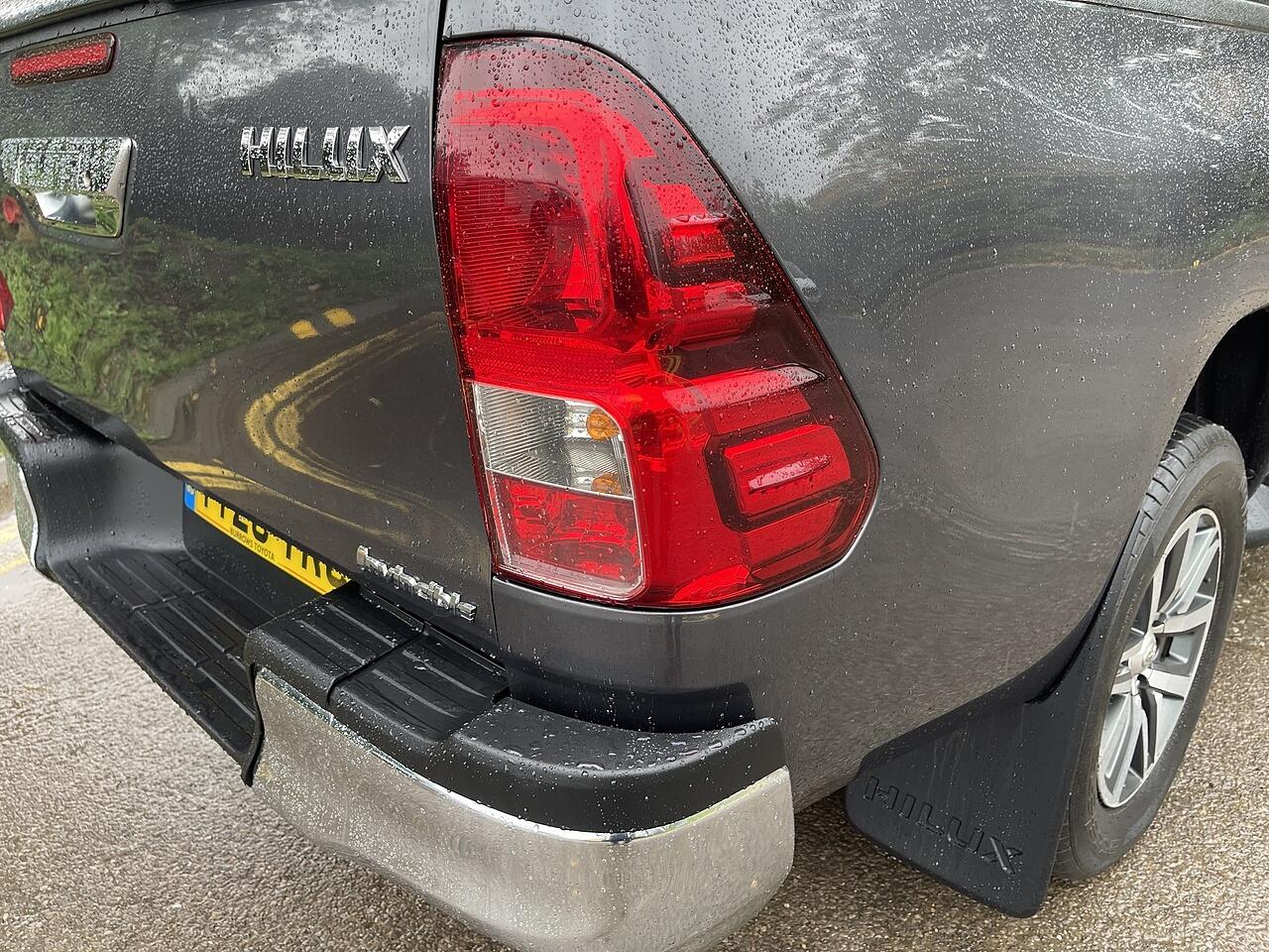 Used Toyota Hilux 2020 for sale - 75493650: Photo 12