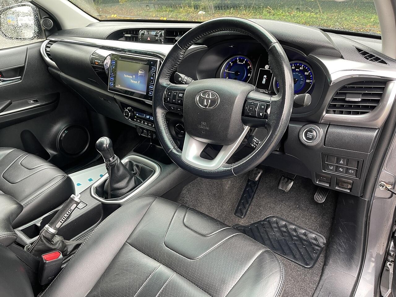 Used Toyota Hilux 2020 for sale - 75493650: Photo 15