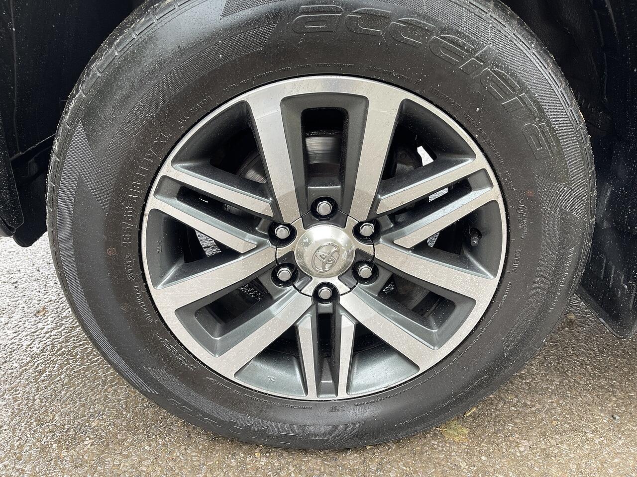 Used Toyota Hilux 2020 for sale - 75493650: Photo 36