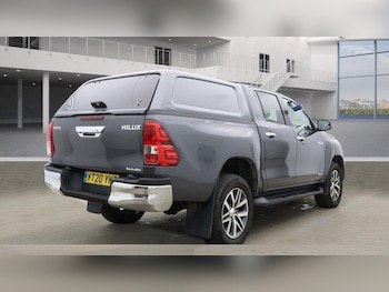 Used Toyota Hilux 2020 for sale - 75493650: Photo