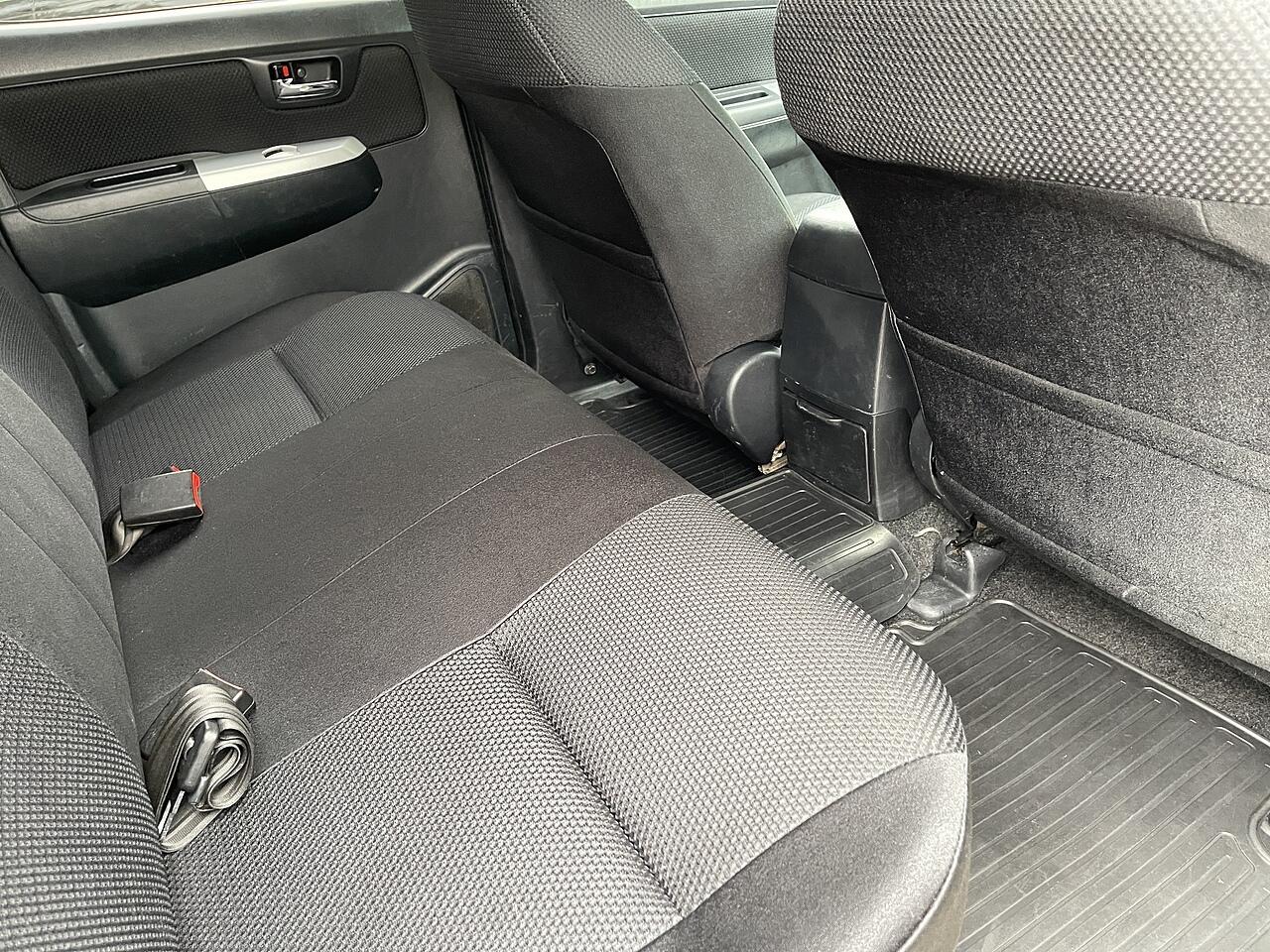 Used Toyota Hilux 2015 for sale - 75954211: Photo 18