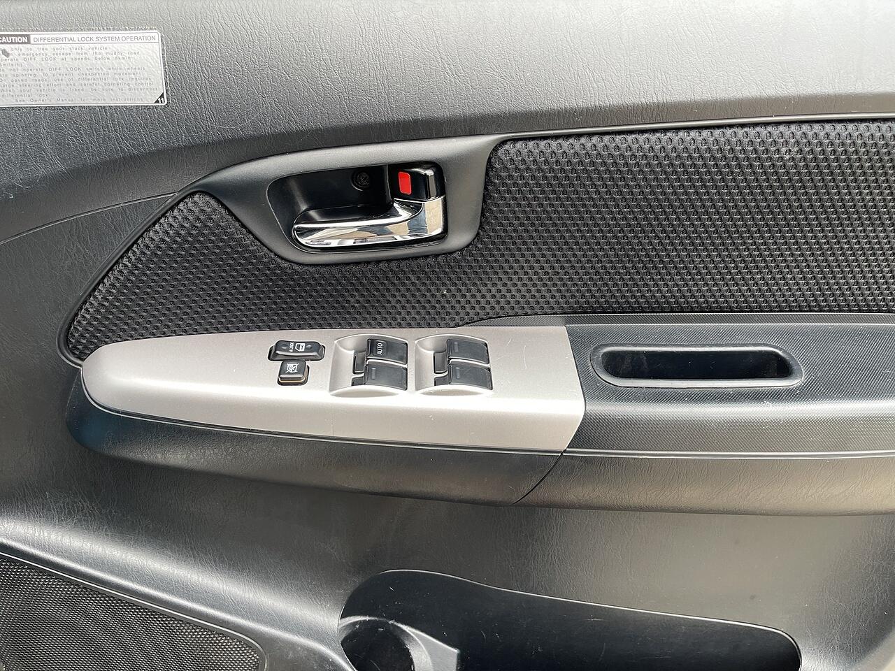 Used Toyota Hilux 2015 for sale - 75954211: Photo 39