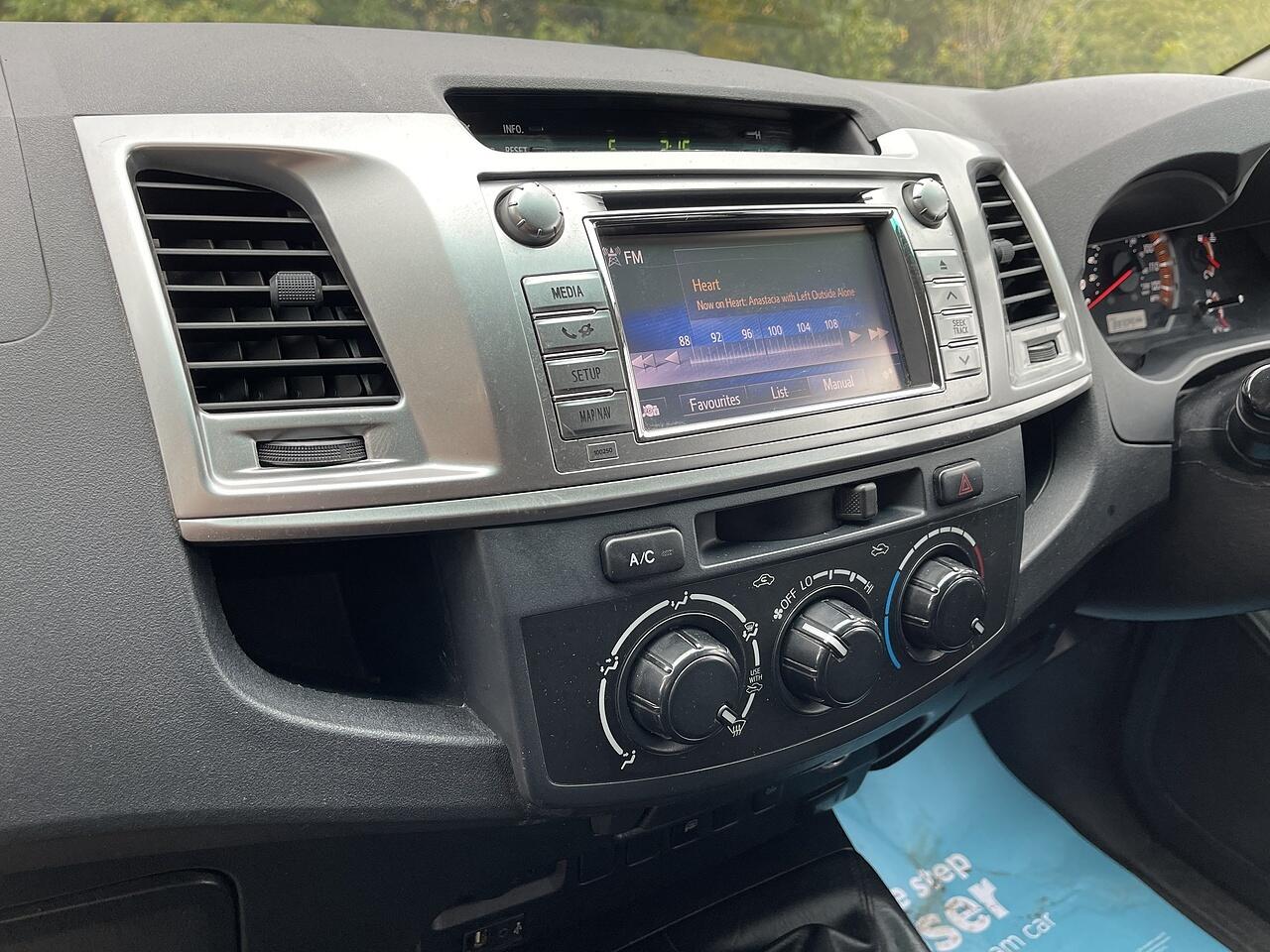 Used Toyota Hilux 2015 for sale - 75954211: Photo 44