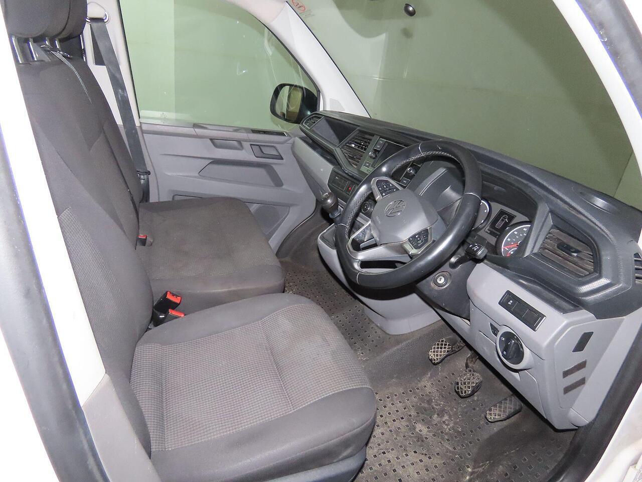 Used Volkswagen Transporter for sale - 77823802: Photo 6