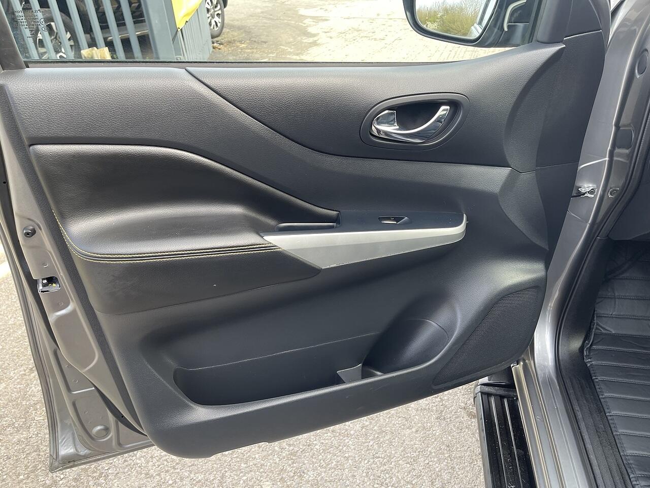 Used Nissan Navara 2019 for sale - 77970388: Photo 25