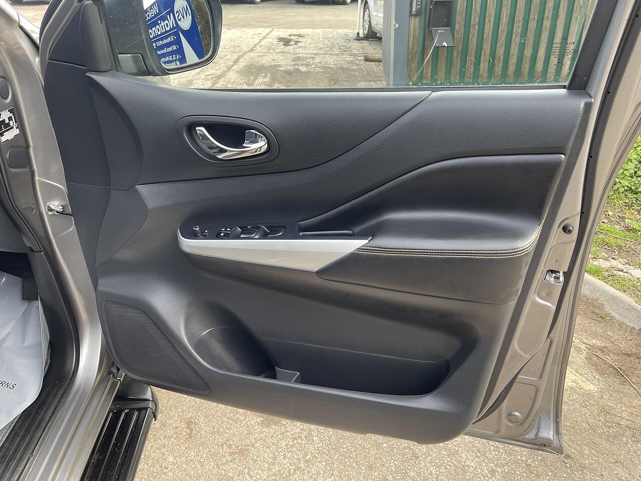 Used Nissan Navara 2019 for sale - 77970388: Photo 44