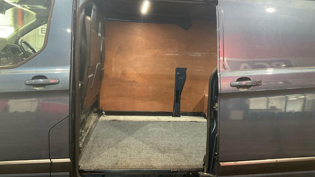 Used Ford Transit Custom 2020 for sale - 76667496: Photo 17
