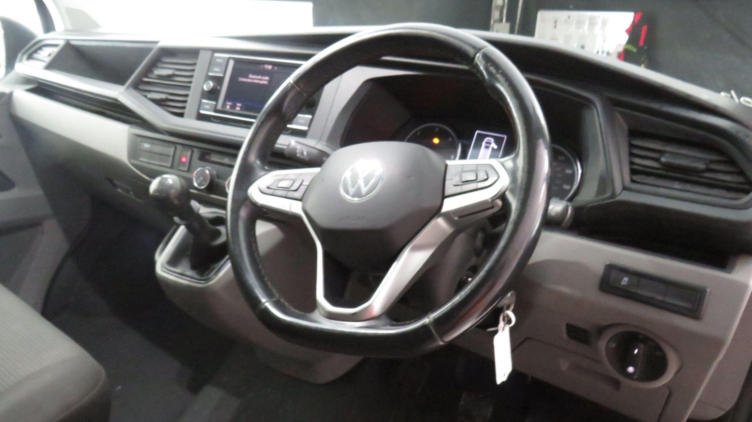 Used Volkswagen Transporter 2021 for sale - 77982561: Photo 16