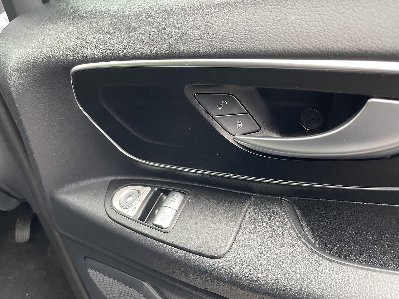 Used Mercedes-Benz Vito 2021 for sale - 76899273: Photo 40