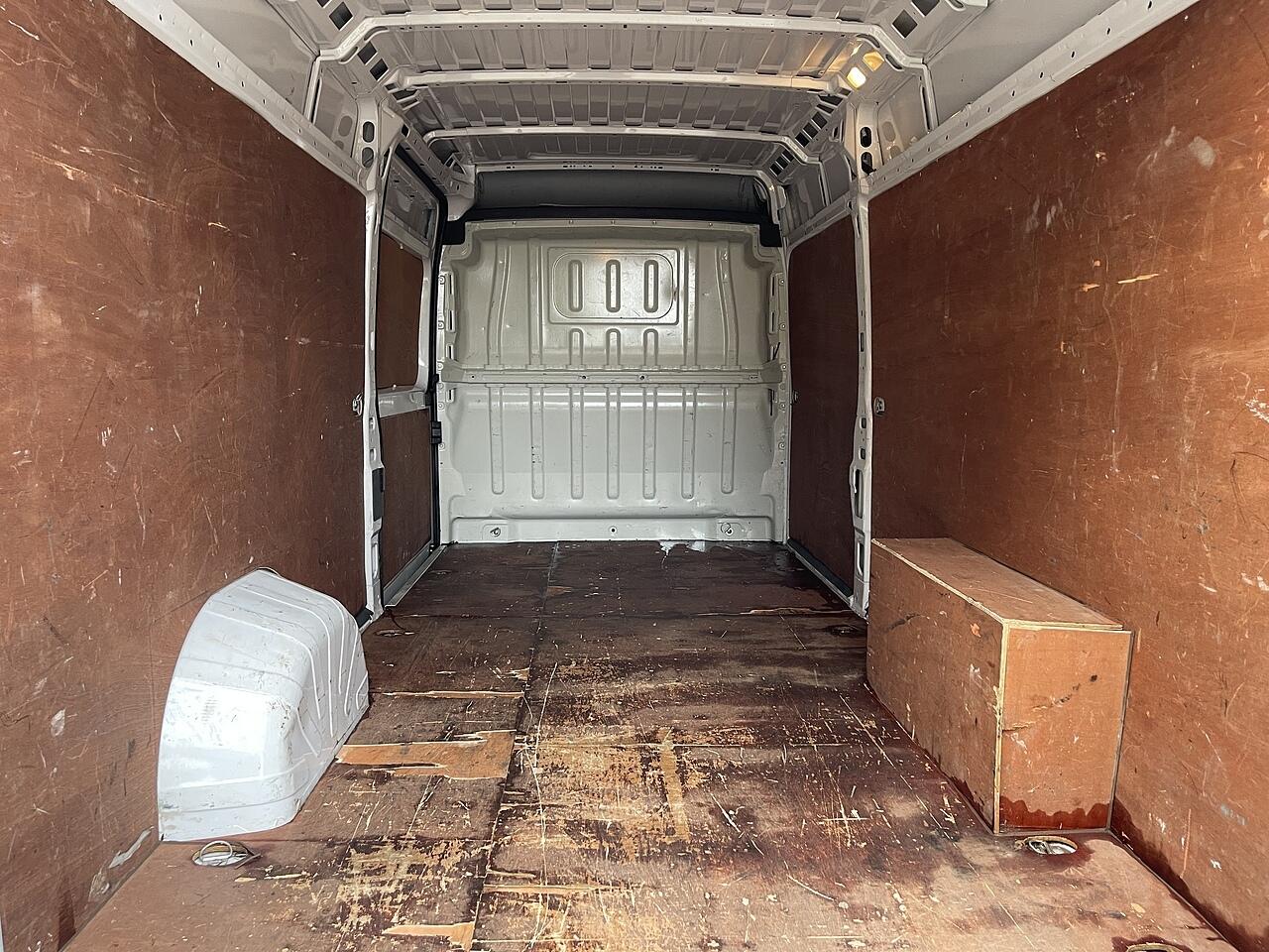 Used Peugeot Boxer 2022 for sale - 76898460: Photo 31