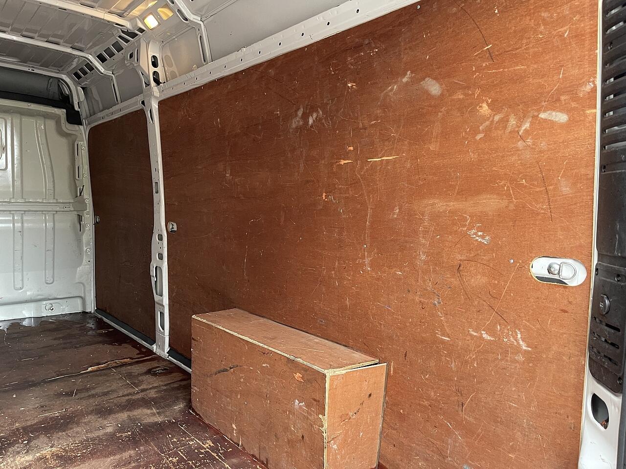 Used Peugeot Boxer 2022 for sale - 76898460: Photo 32