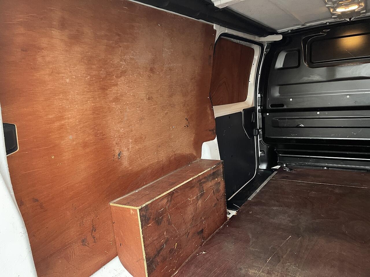 Used Vauxhall Vivaro 2020 for sale - 76715120: Photo 14