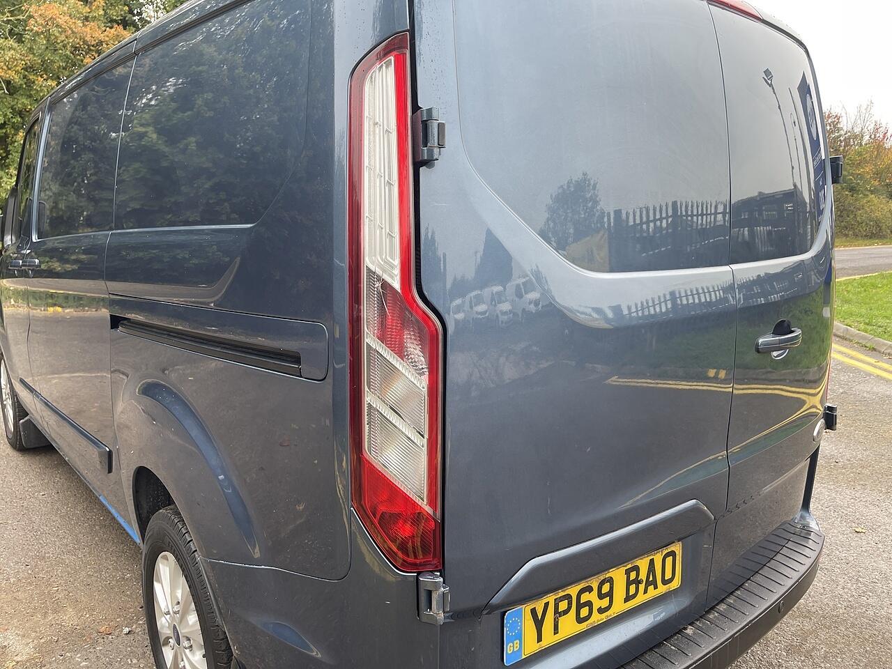 Used Ford Transit Custom 2019 for sale - 75741686: Photo 13