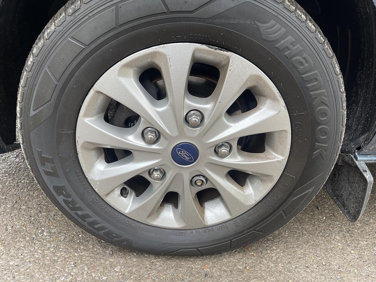 Used Ford Transit Custom 2019 for sale - 75741686: Photo 32