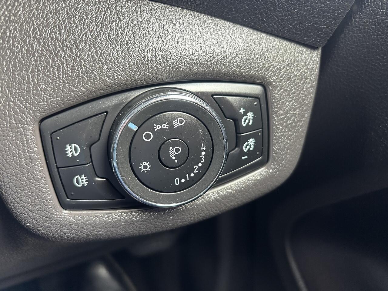 Used Ford Transit Connect 2013 for sale - 77883479: Photo 25