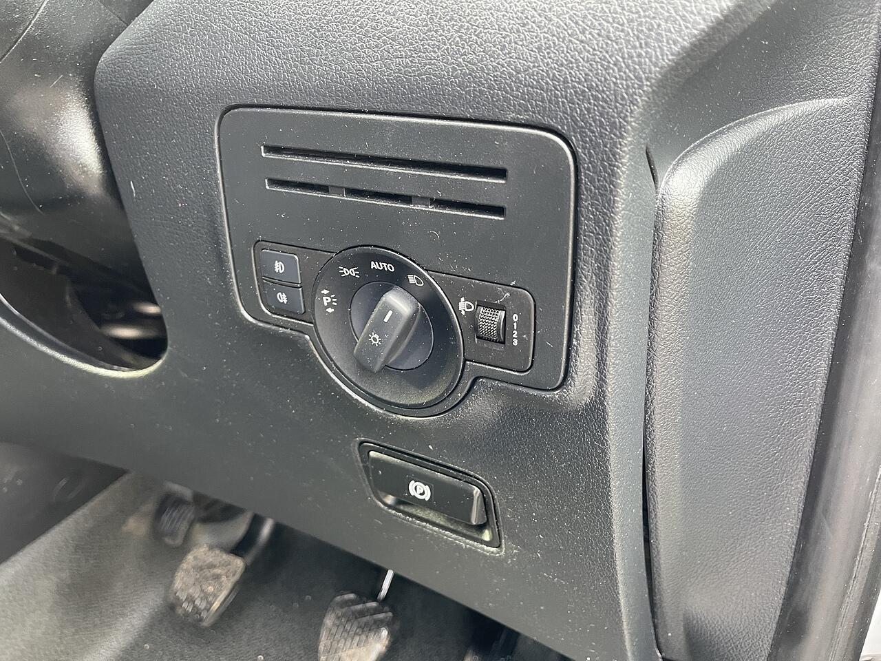 Used Mercedes-Benz Vito 2020 for sale - 76585168: Photo 41