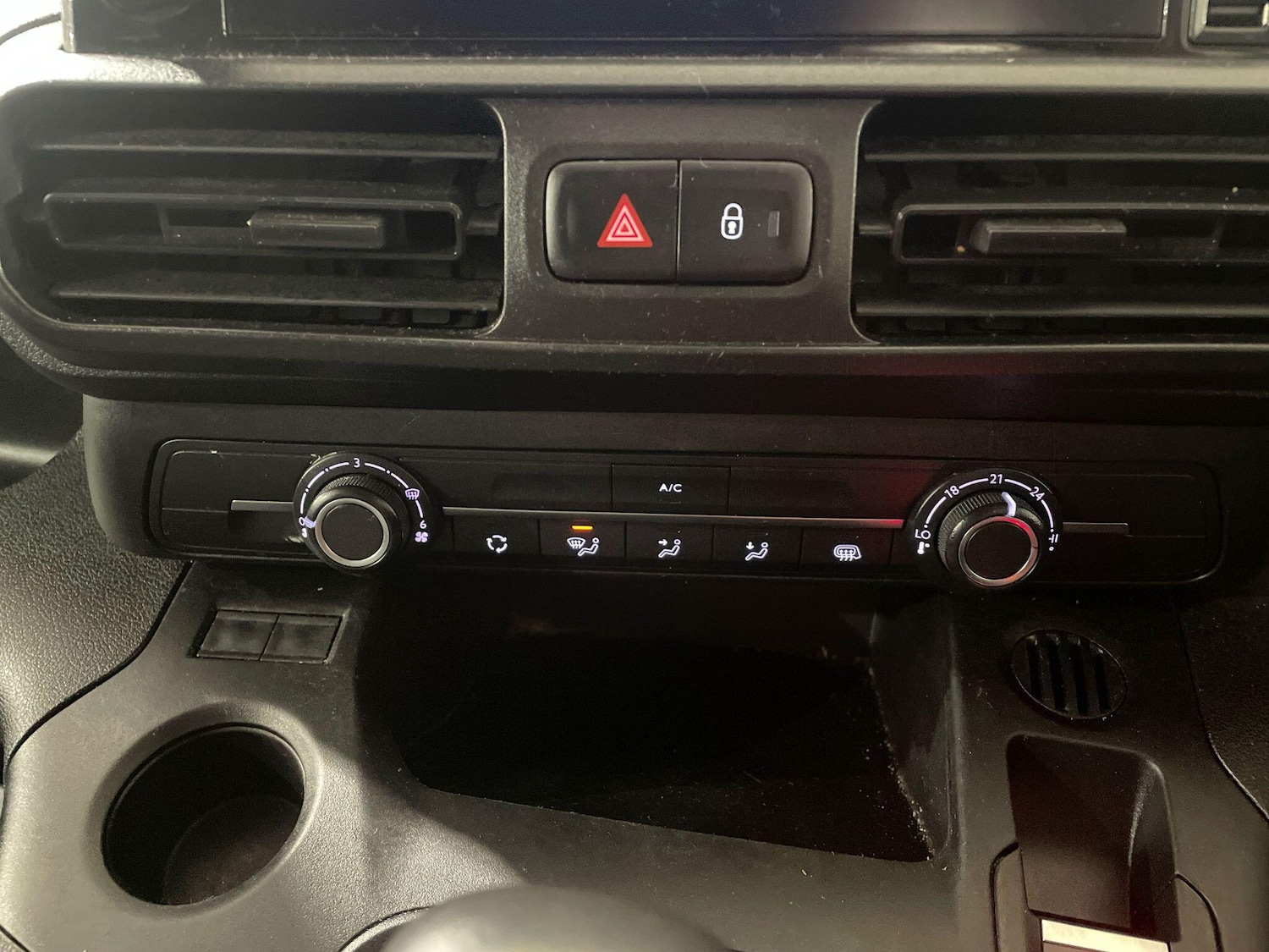 Used Vauxhall Combo 2022 for sale - 77993217: Photo 7