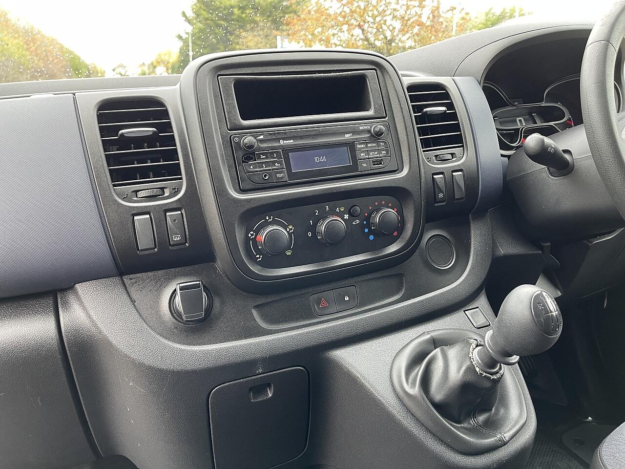 Used Vauxhall Vivaro 2018 for sale - 78007350: Photo 18