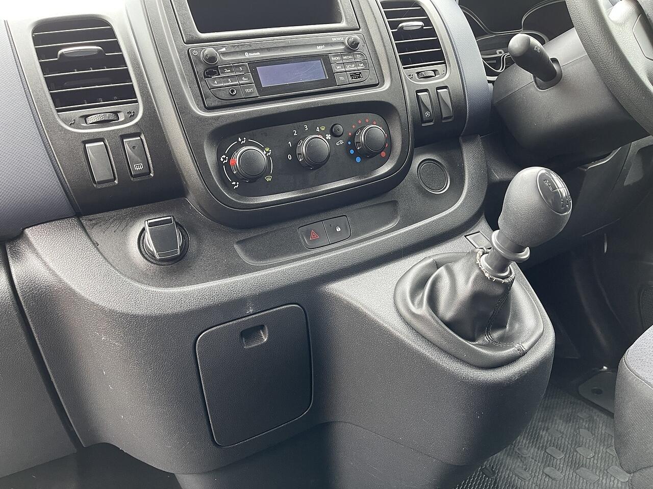 Used Vauxhall Vivaro 2018 for sale - 78007350: Photo 19