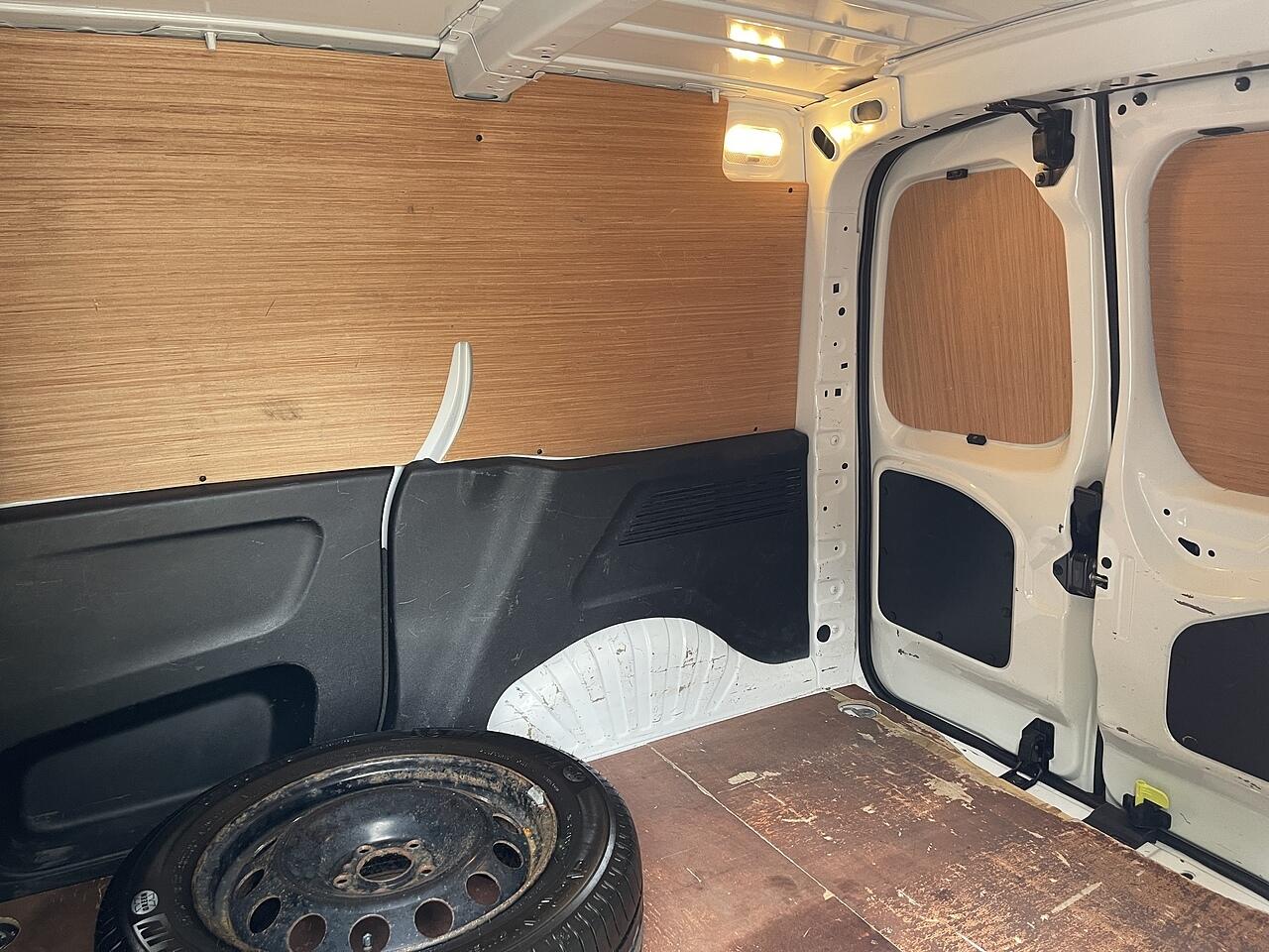 Used Vauxhall Combo 2021 for sale - 75507325: Photo 29