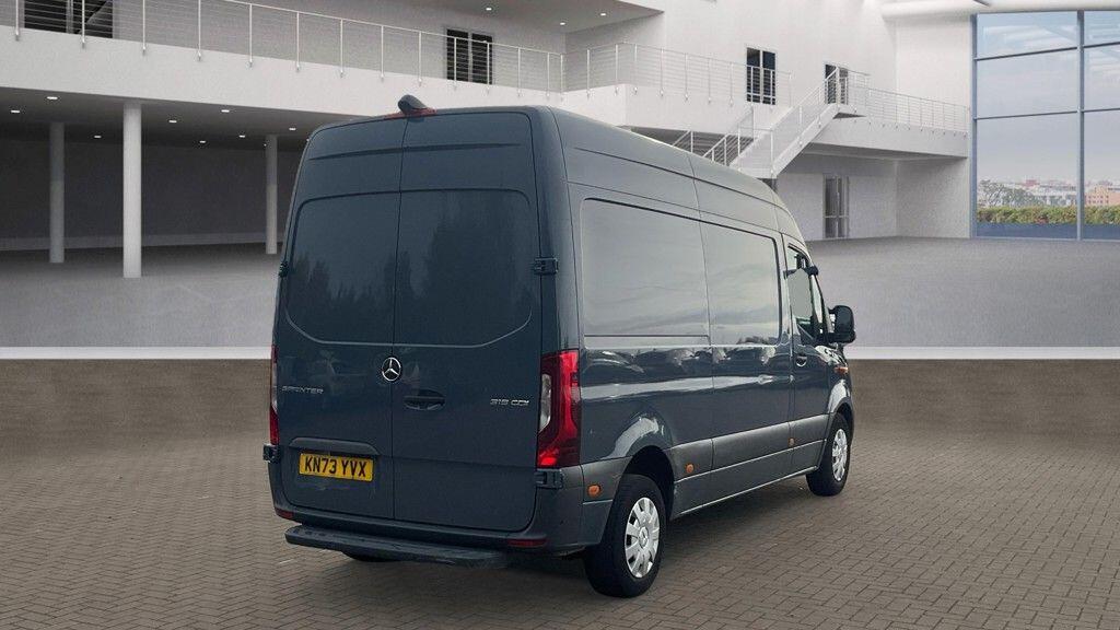 Used Mercedes-Benz Sprinter 2023 for sale - 76550764: Photo 4