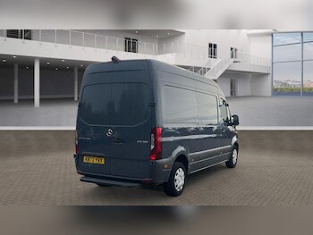 Used Mercedes-Benz Sprinter 2023 for sale - 76550764: Photo