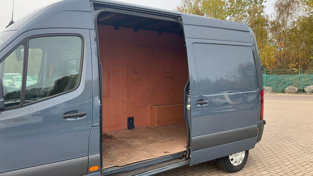 Used Mercedes-Benz Sprinter 2023 for sale - 76550764: Photo 8
