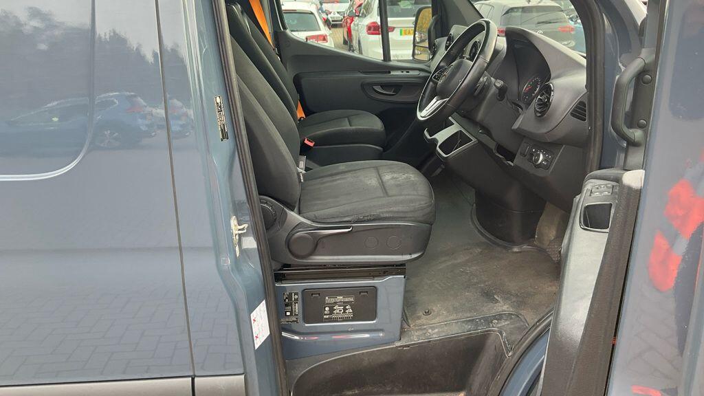 Used Mercedes-Benz Sprinter 2023 for sale - 76550764: Photo 9
