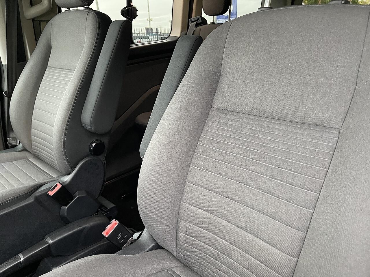 Used Ford Tourneo Custom 2020 for sale - 76348879: Photo 34