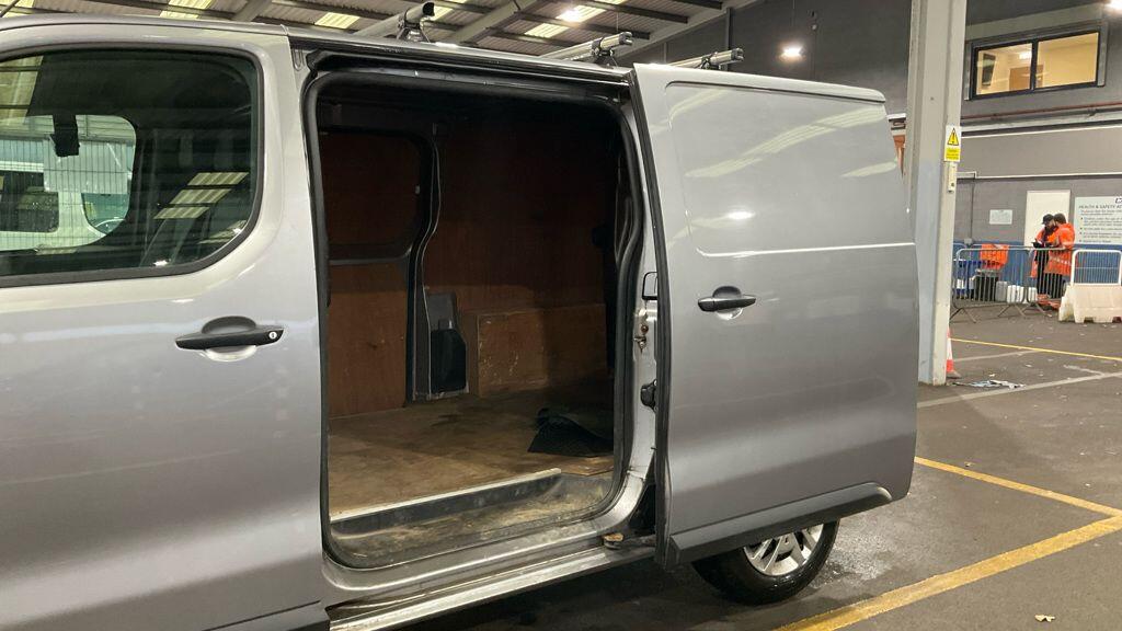 Used Vauxhall Vivaro Electric 2021 for sale - 77377364: Photo 21