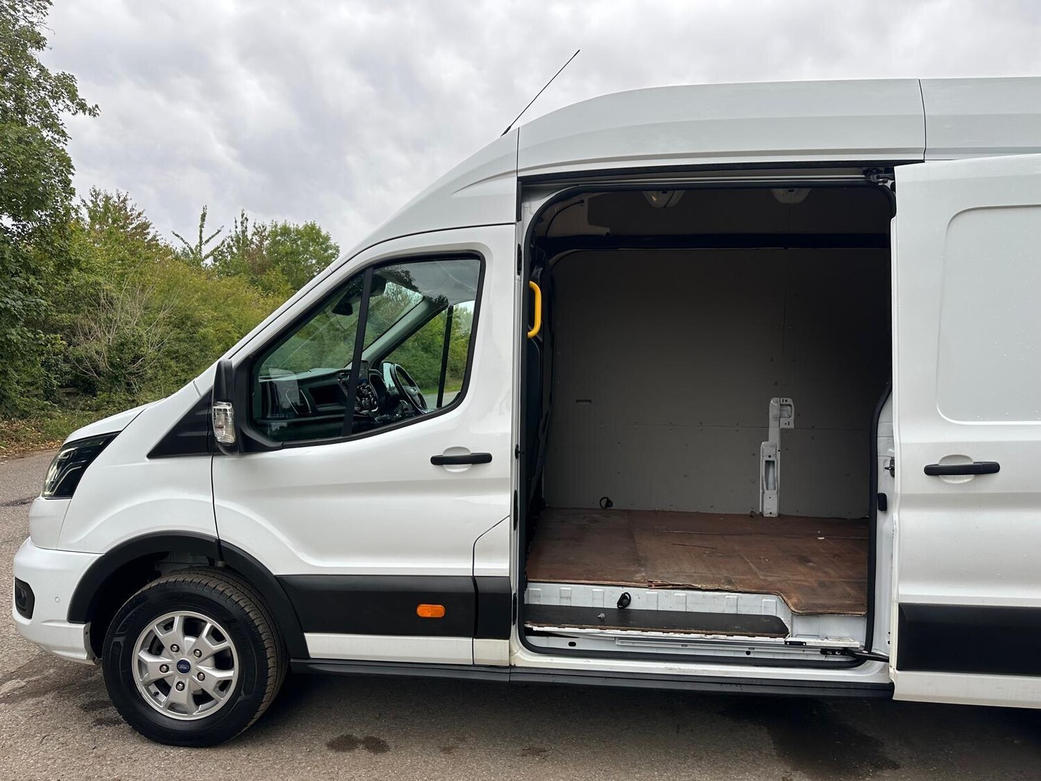 Used Ford Transit 2022 for sale - 75687381: Photo 56